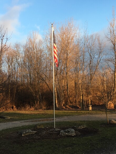 More Photos Of 340 Central Ave, Carlisle Marina For Sale