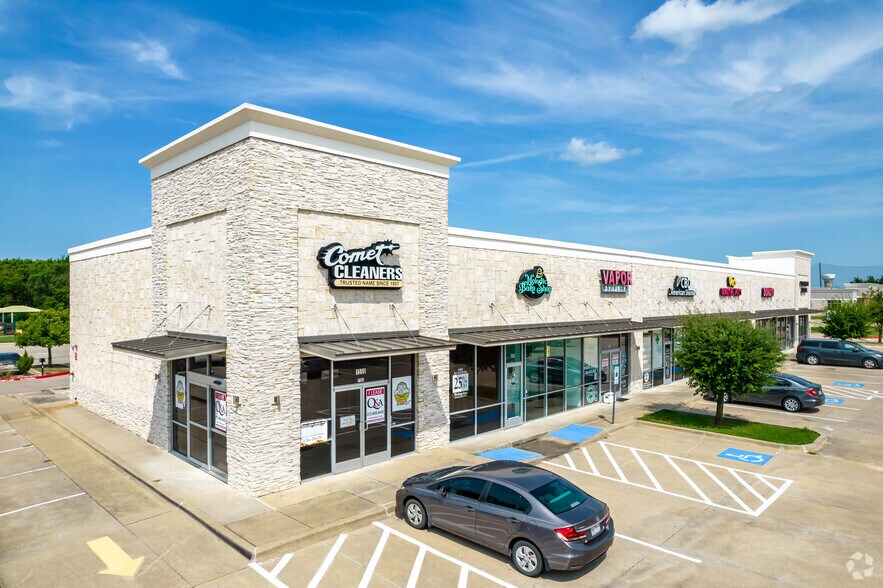 More Photos Of 1550 S Custer Rd, McKinney Freestanding For Lease