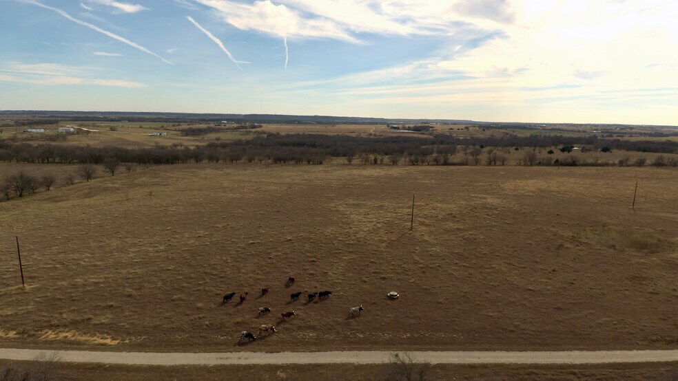 More Photos Of 363 County Road 4403, Grandview Land For Sale