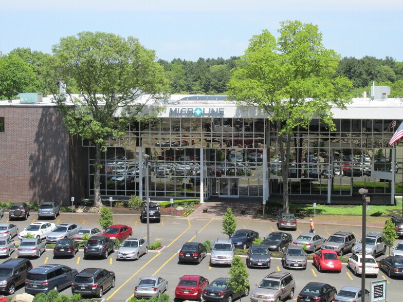 More Photos Of 50 Dunham Ridge, Beverly Office For Lease