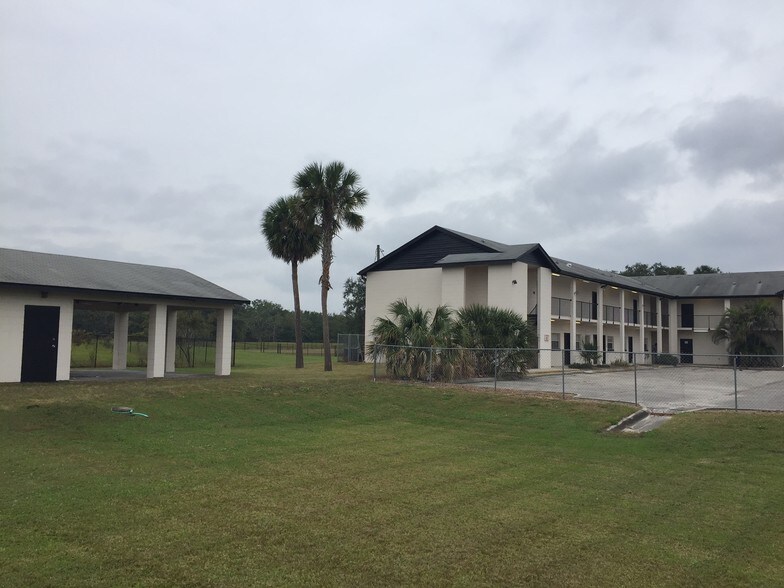 More Photos Of 500 S Holly Ave, Sanford Congregate Senior Housing For Sale