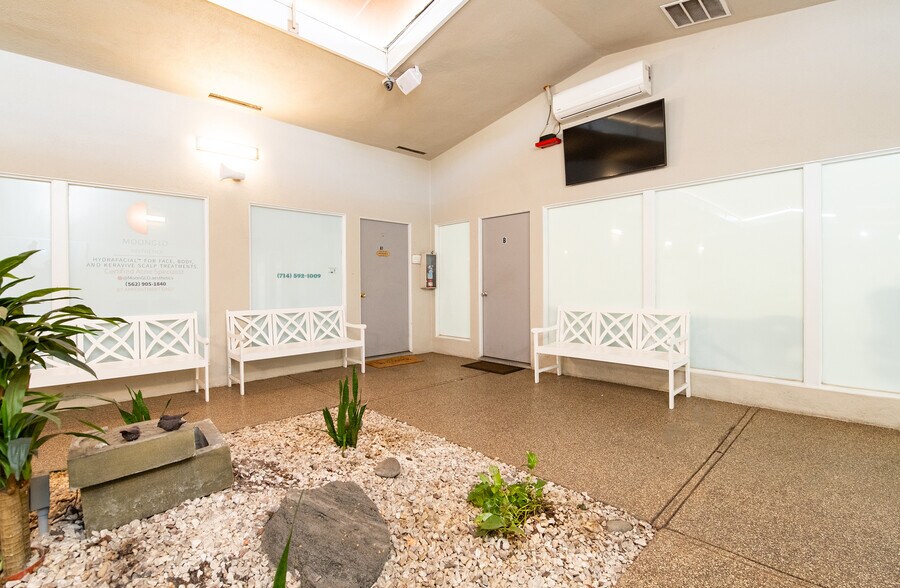 More Photos Of 1351 E Chapman Ave, Fullerton Office For Sale