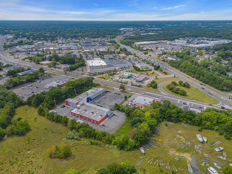 More Photos Of 781 Brick Blvd, Brick General Retail For Lease