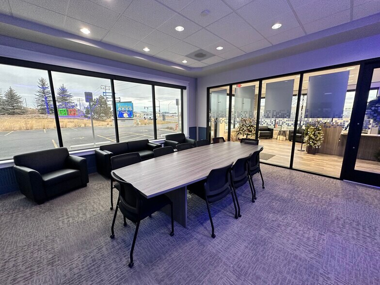 More Photos Of 1450 S 32nd St W, Billings Warehouse For Sale