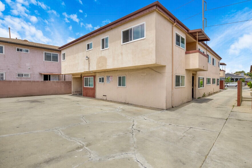 More Photos Of 4932 W Lennox Blvd, Inglewood Apartments For Sale