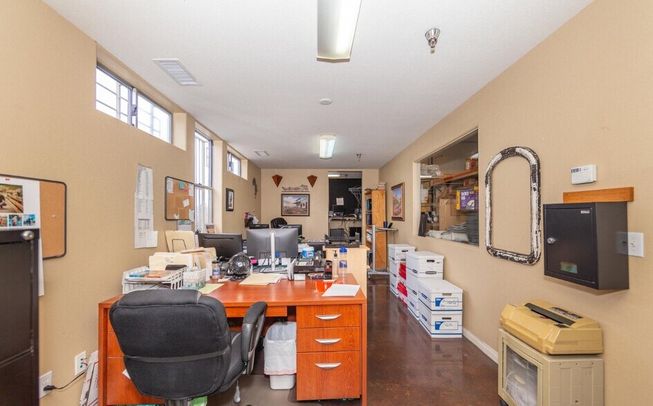 More Photos Of 415 S Main St, Cottonwood Storefront Retail Office For Sale