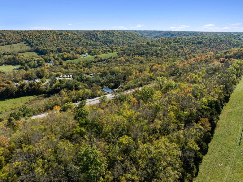 More Photos Of 4465 W Augusta Chatham Rd, Augusta Winery Vineyard For Sale