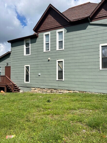 More Photos Of 604 S Oakwood Ave, Beckley Loft Creative Space For Sale