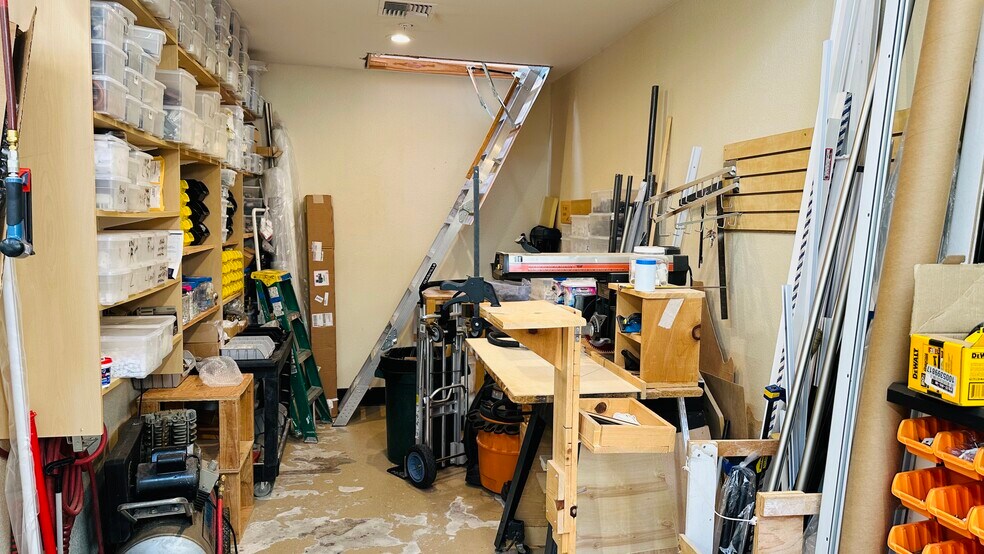 More Photos Of 2092 Concourse Dr, San Jose General Retail For Sale