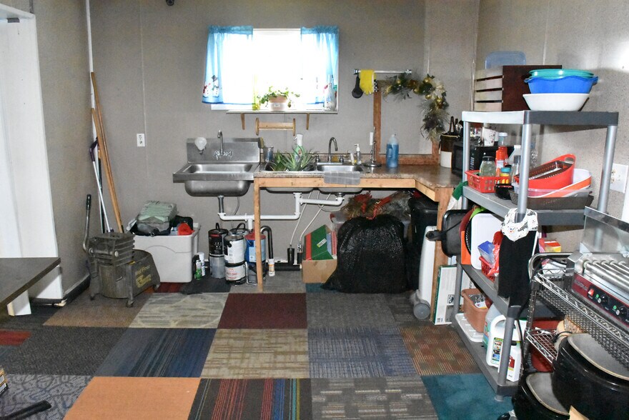 More Photos Of 11712 Hydetown Rd, Titusville Bowling Alley For Sale