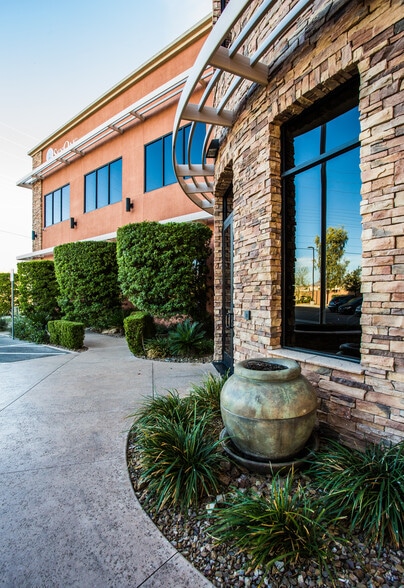 More Photos Of 8845 W Flamingo Rd, Las Vegas Medical For Lease