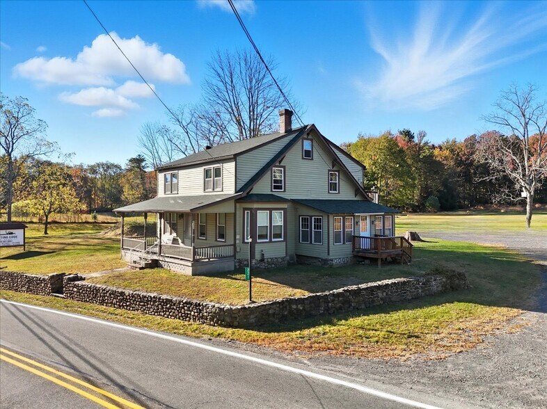More Photos Of 221 Upper Swiftwater Rd, Cresco Apartments For Sale