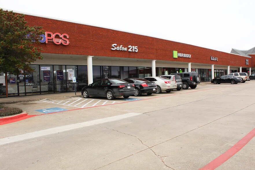 More Photos Of 211-215 W Camp Wisdom Rd, Duncanville Unknown For Lease
