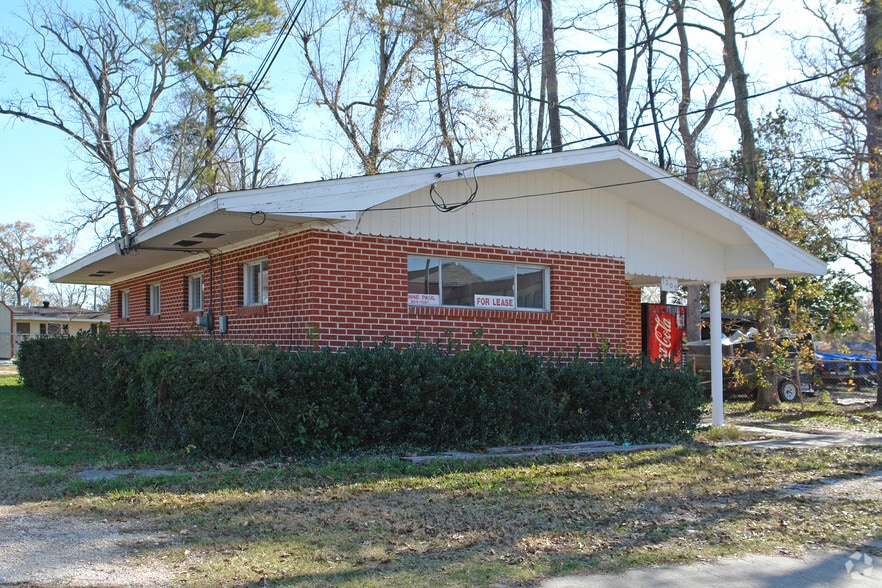 More Photos Of 1302 Sampson St, Westlake Office For Sale