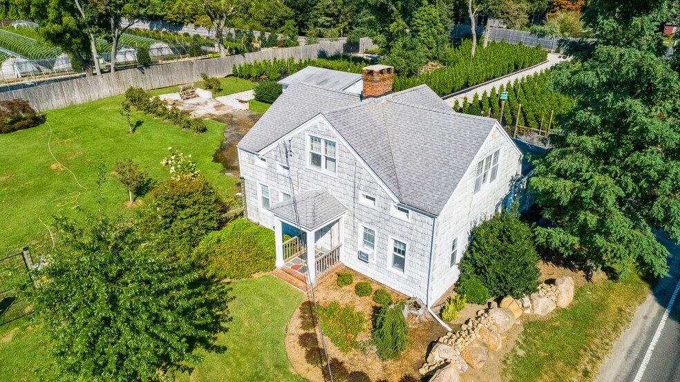 More Photos Of 185 N Country Rd, Mount Sinai Garden Center For Sale