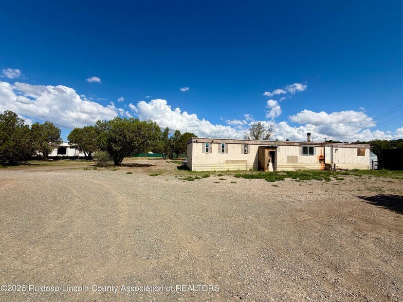 More Photos Of 104 Aspen Dr, Capitan Manufactured Housing Mobile Home Park For Sale