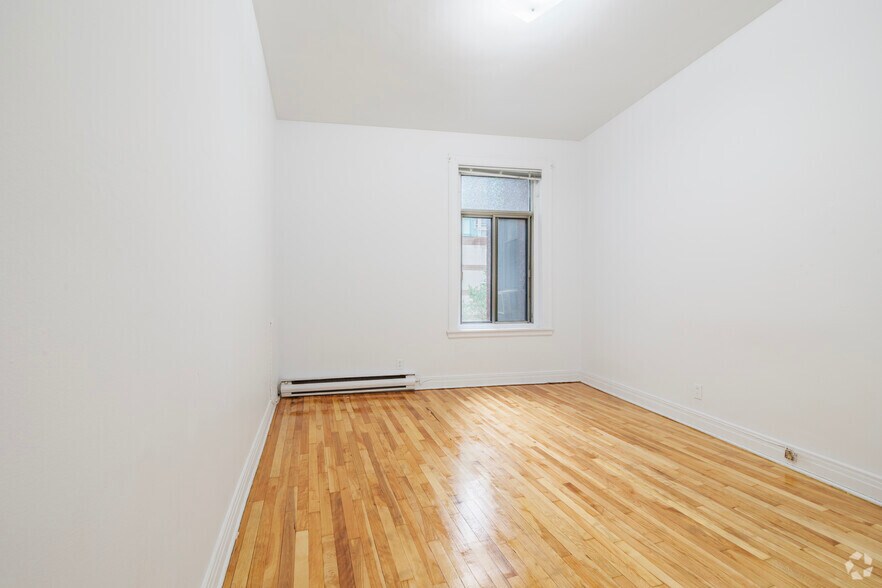 More Photos Of 2310 Rue Guy, Montréal Apartments For Lease