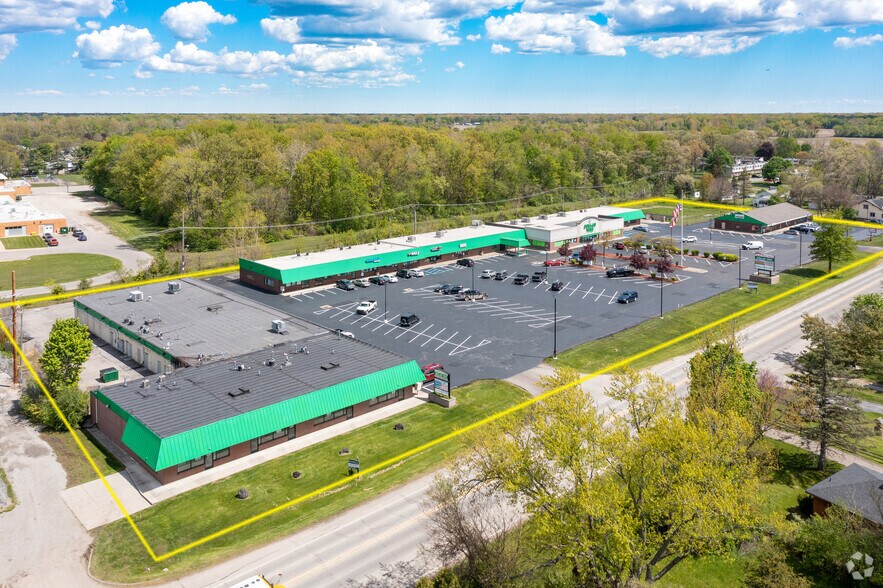 More Photos Of 781-885 Sumpter Rd, Belleville Unknown For Lease