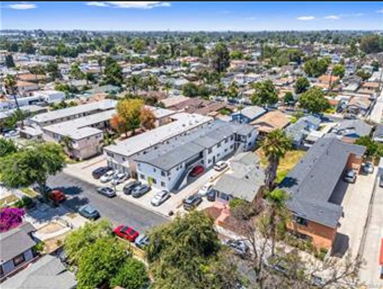 More Photos Of 473 E 55th St, Long Beach Apartments For Sale