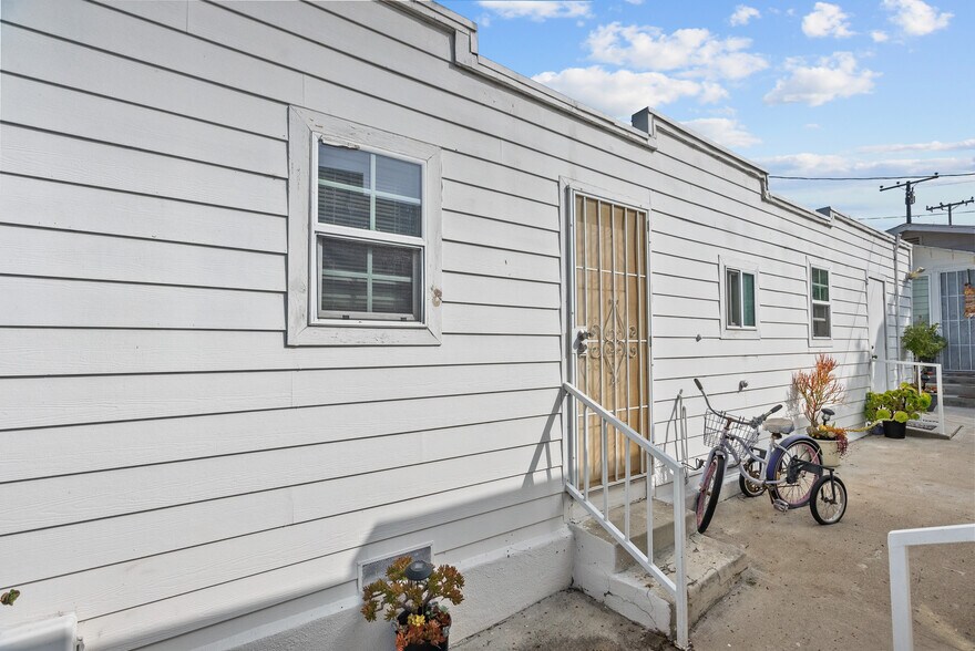 More Photos Of 20414 Kenwood Ave, Torrance Apartments For Sale