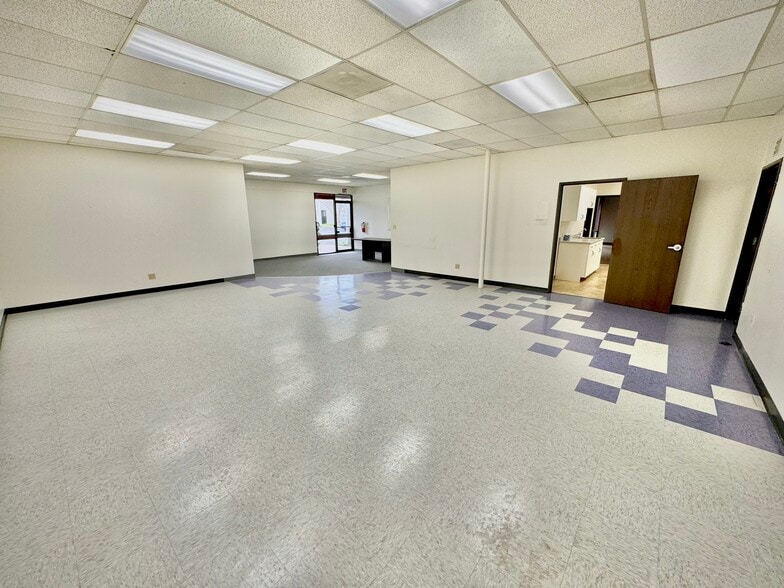 More Photos Of 3350 Scott Blvd, Santa Clara Research And Development For Sale