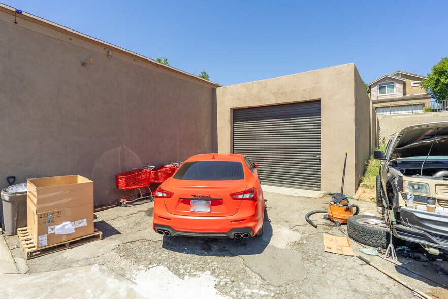 More Photos Of 2879 Main St, Riverside Warehouse For Sale