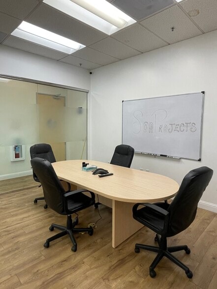 More Photos Of 475 N Whisman Rd, Mountain View Office For Lease
