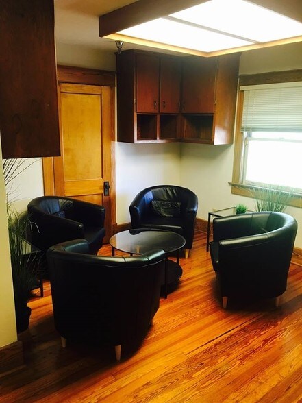 Primary Photo Of 233 3rd St N, Saint Petersburg Office For Lease