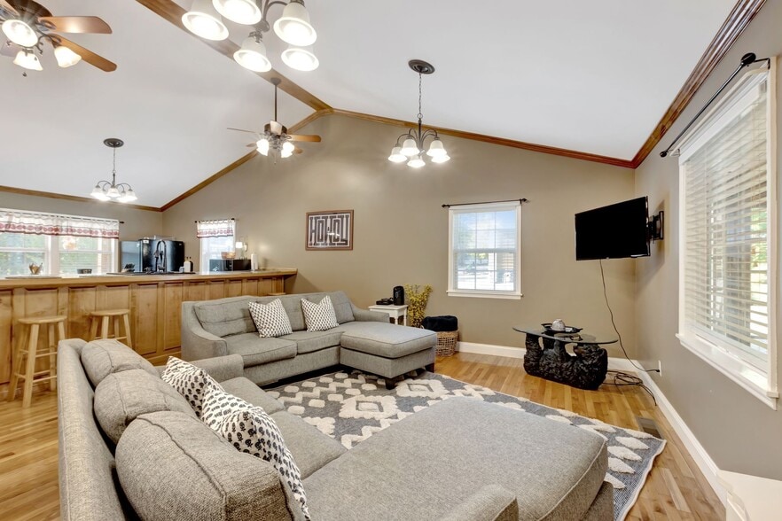 More Photos Of 11845 US 41 St, Monteagle Trailer Camper Park For Sale