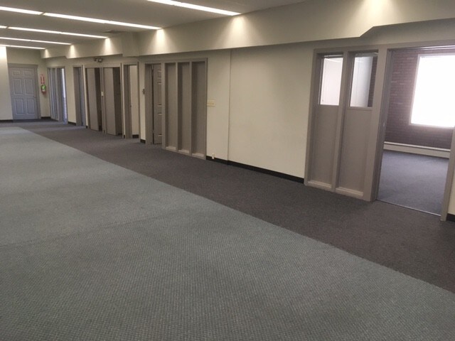 More Photos Of 11805 E 1st Ave, Spokane Valley Freestanding For Lease