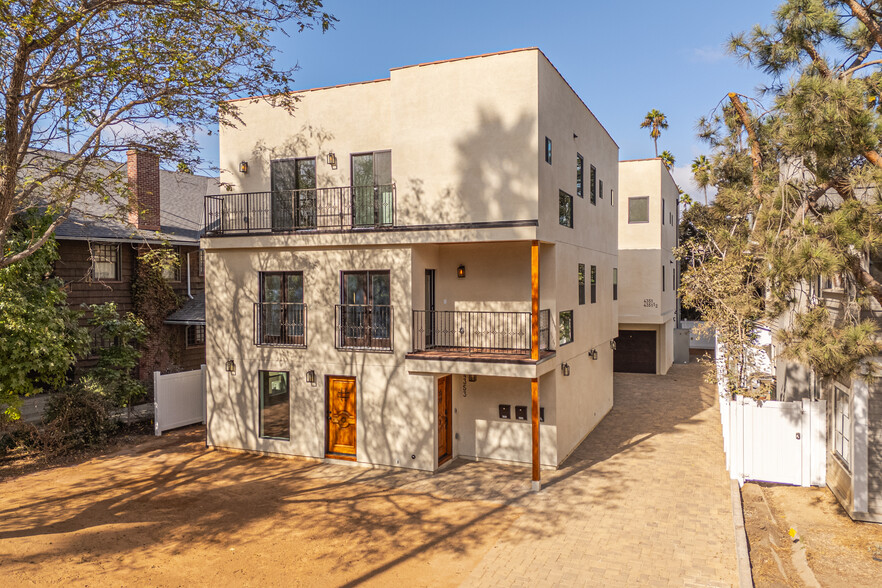 Primary Photo Of 4351 Victoria Park Pl, Los Angeles Apartments For Sale