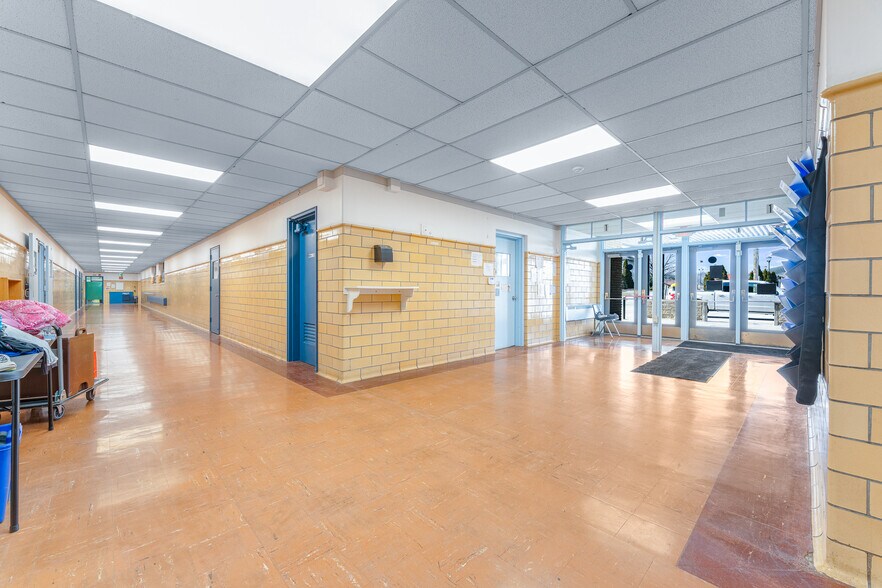 More Photos Of 300 North St, Waynesburg Schools For Sale