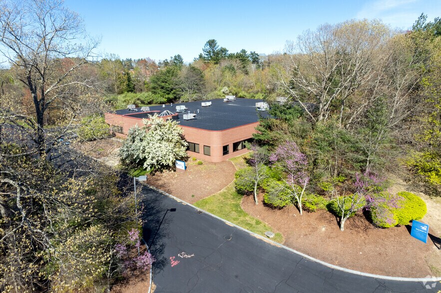 More Photos Of 25 Forge Pky, Franklin Research And Development For Lease