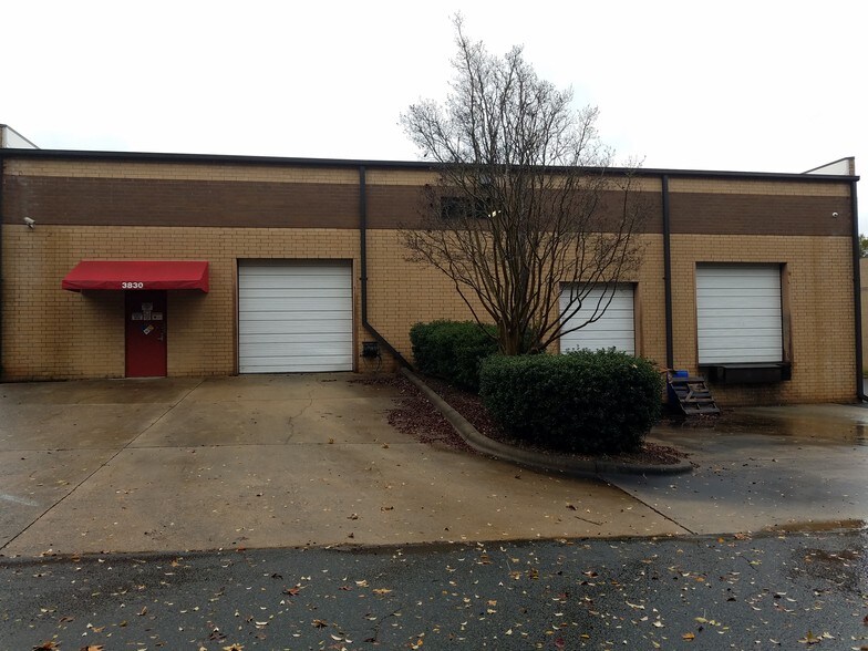 More Photos Of 3830 Rose Lake Dr, Charlotte Warehouse For Lease