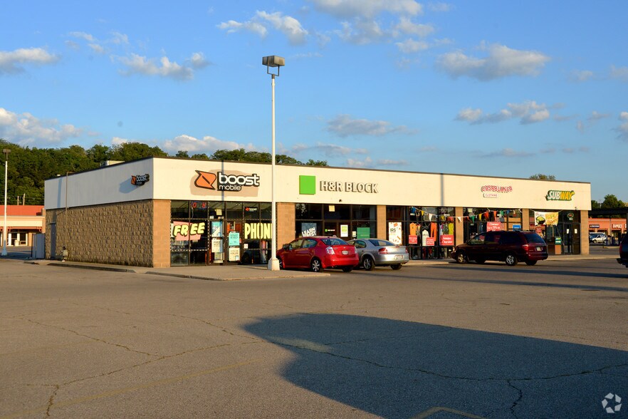 More Photos Of 2250-2600 Dixie Hwy, Hamilton Unknown For Lease