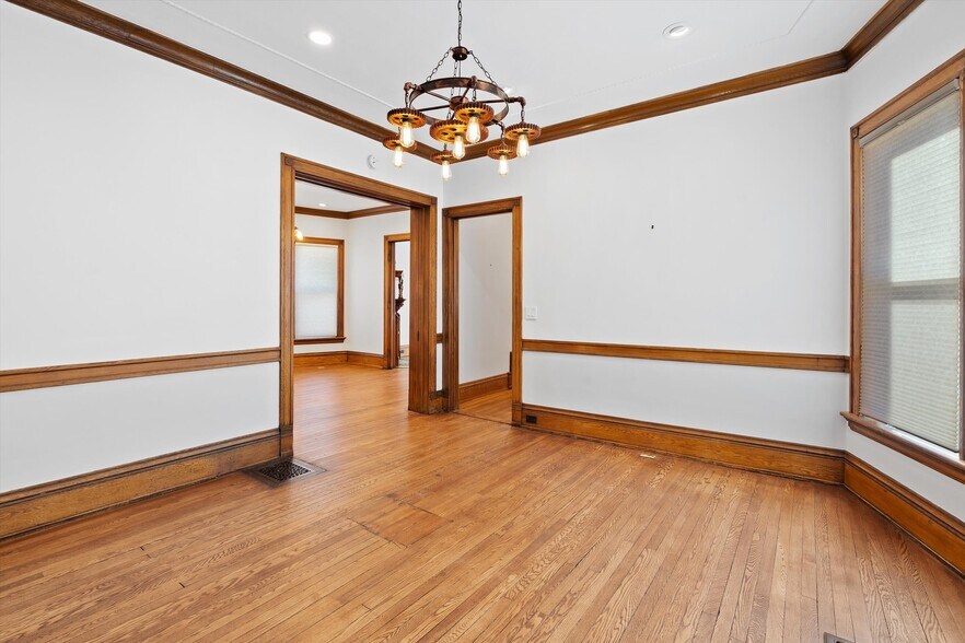 More Photos Of 124 W North Ave, Milwaukee Daycare Center For Sale