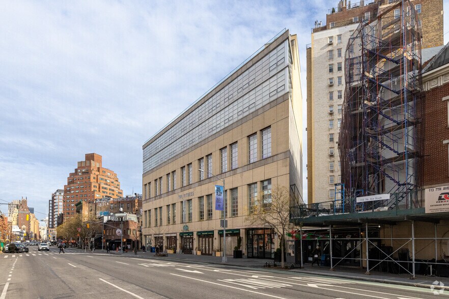 More Photos Of 117 7th Ave S, New York Storefront For Lease