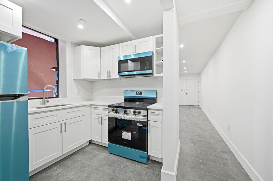 More Photos Of 2152 Muliner Ave, Bronx Apartments For Sale