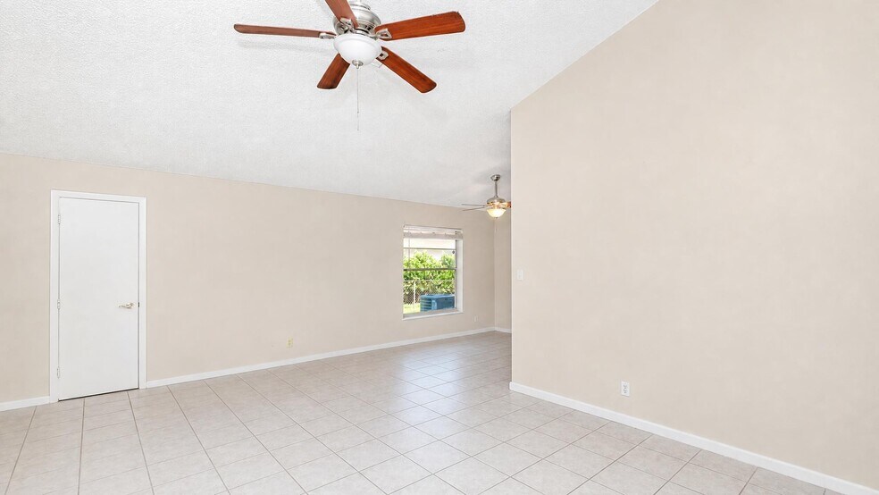 More Photos Of 11281 NW 39th St, Coral Springs Multifamily For Sale