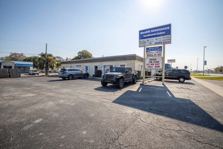 More Photos Of 7212 US Highway 19, New Port Richey Office For Sale