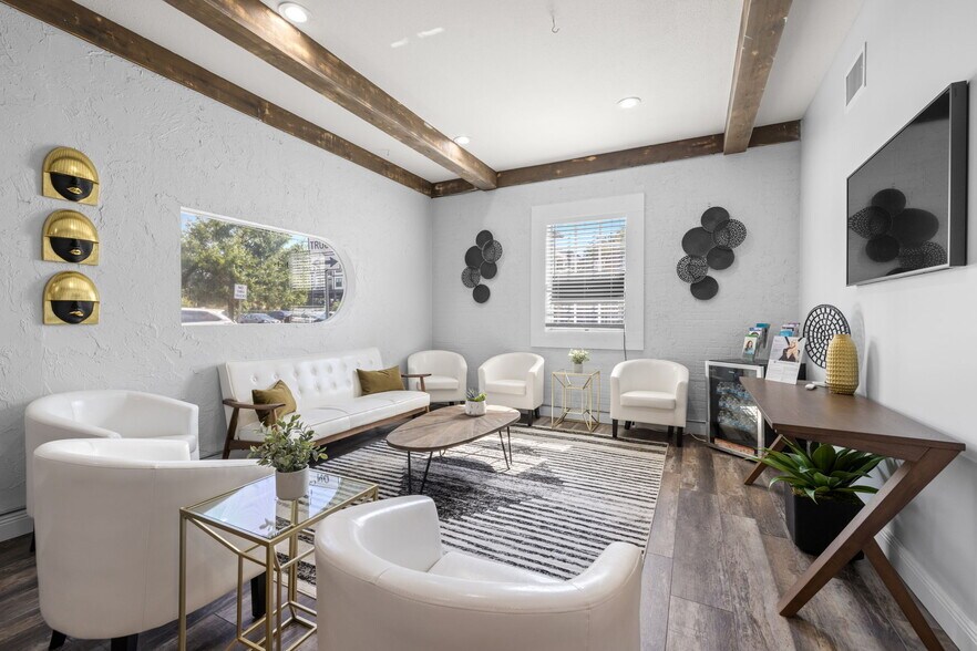 More Photos Of 815 S Howard Ave, Tampa Medical For Sale