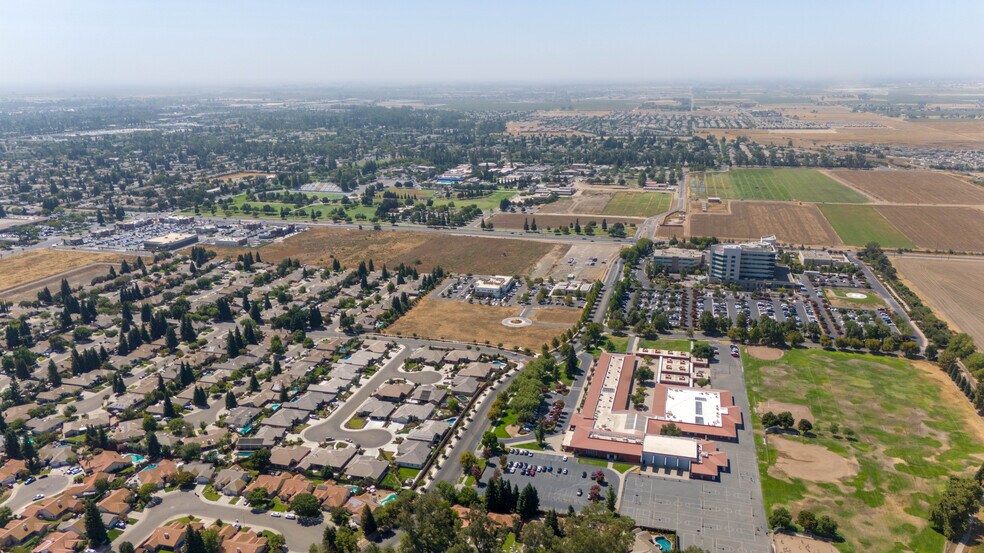 More Photos Of 500 Mercy Avenue, Merced Land For Sale