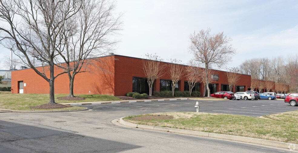 More Photos Of 5100-5190 Commerce Rd, Richmond Unknown For Lease