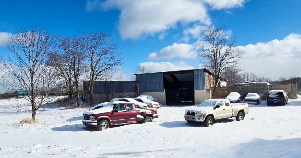 More Photos Of 565 Charcoal Rd, Stamford Warehouse For Sale