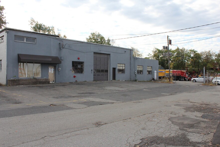 More Photos Of 53 Clifton Blvd, Clifton Truck Terminal For Sale