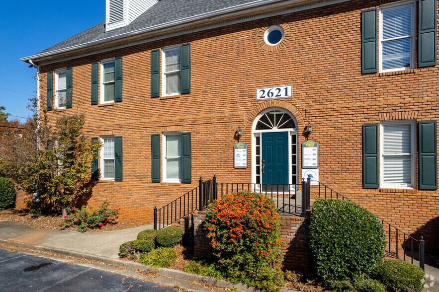 More Photos Of 1855 Piedmont Rd, Marietta Unknown For Lease