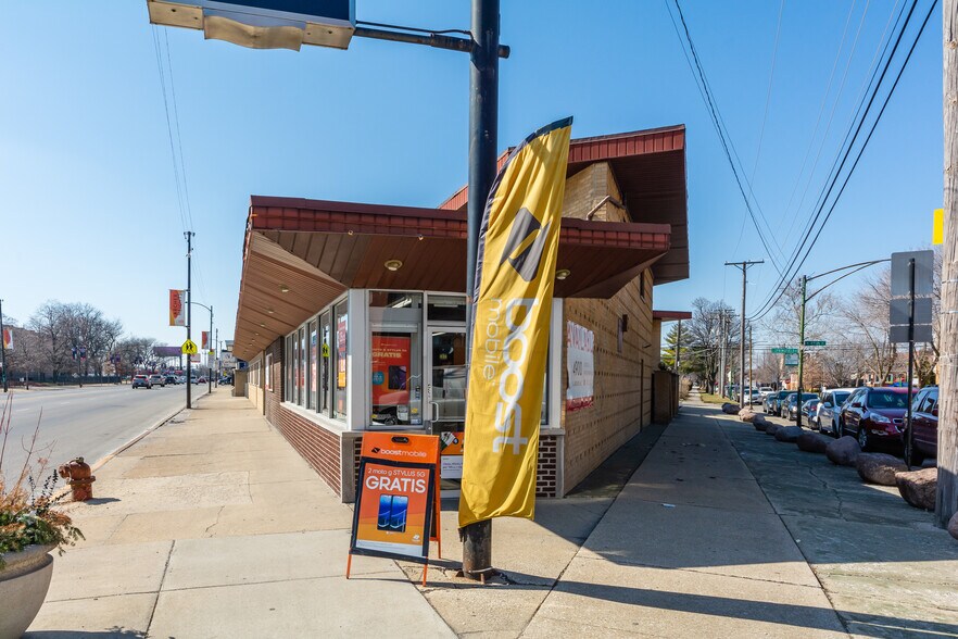 Primary Photo Of 4900 S Archer Ave, Chicago Office For Lease