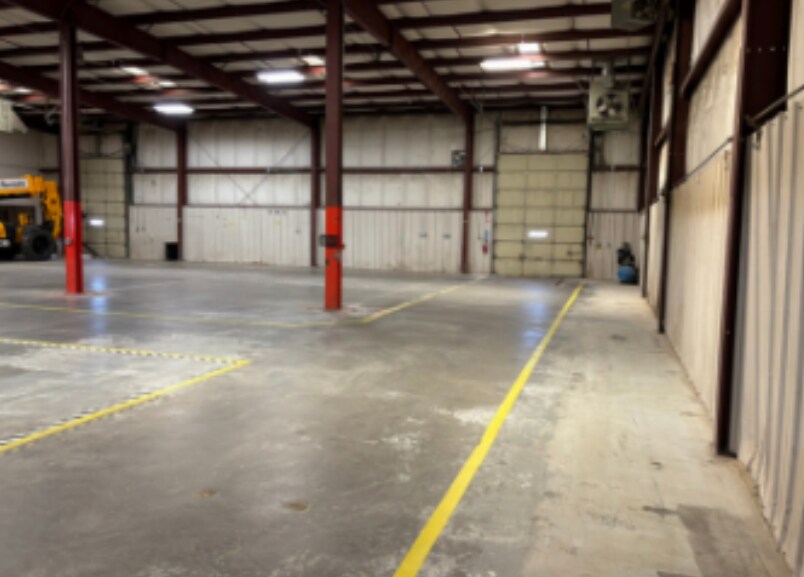 More Photos Of 6577 W Yellowstone Hwy, Casper Warehouse For Sale