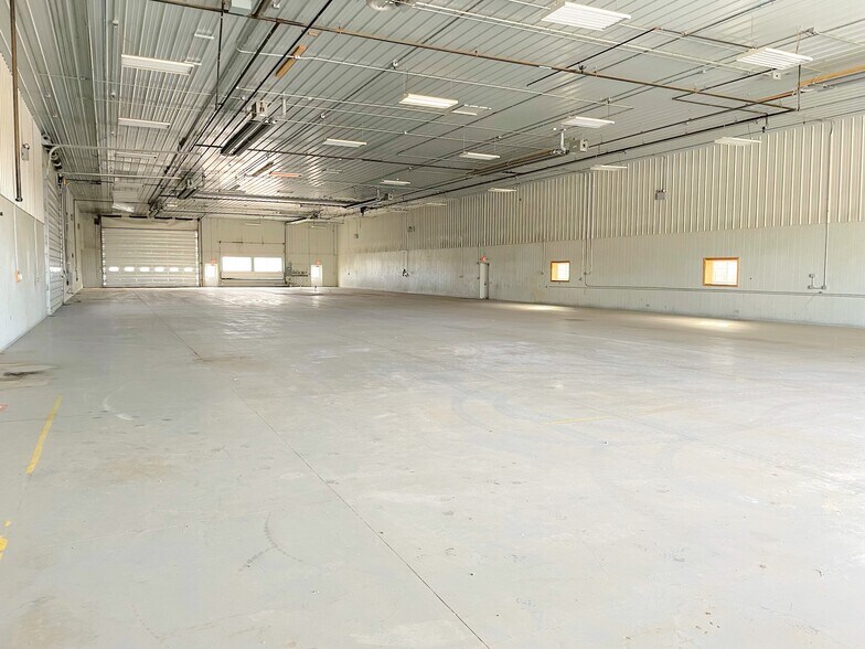 More Photos Of 14483 OH-31, Kenton Manufacturing For Sale