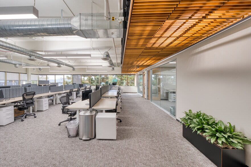 More Photos Of 3000 Ocean Park Blvd, Santa Monica Office For Lease